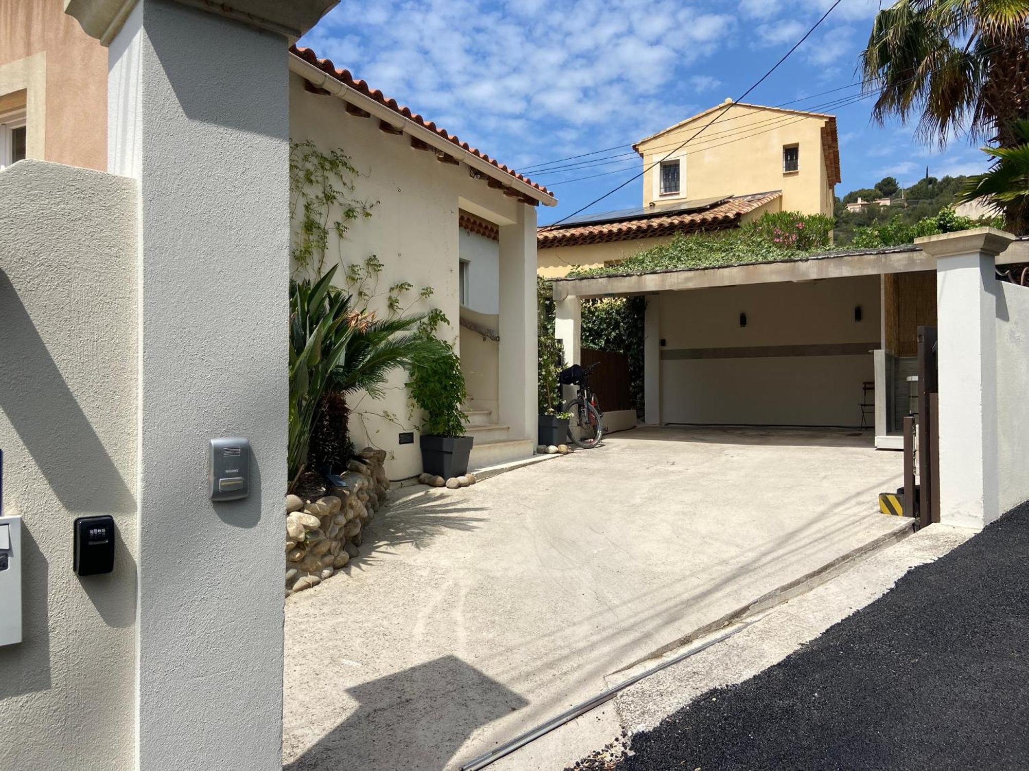 Sublime Logement Avec Vue Mer Et Jacuzzi La Ciotat Exterior foto